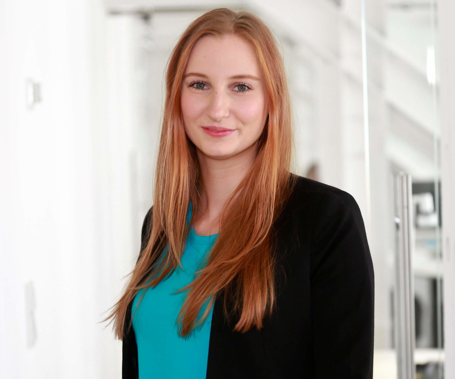 Mitarbeiterin Monia - Private Zahnarztpraxis Konstanz