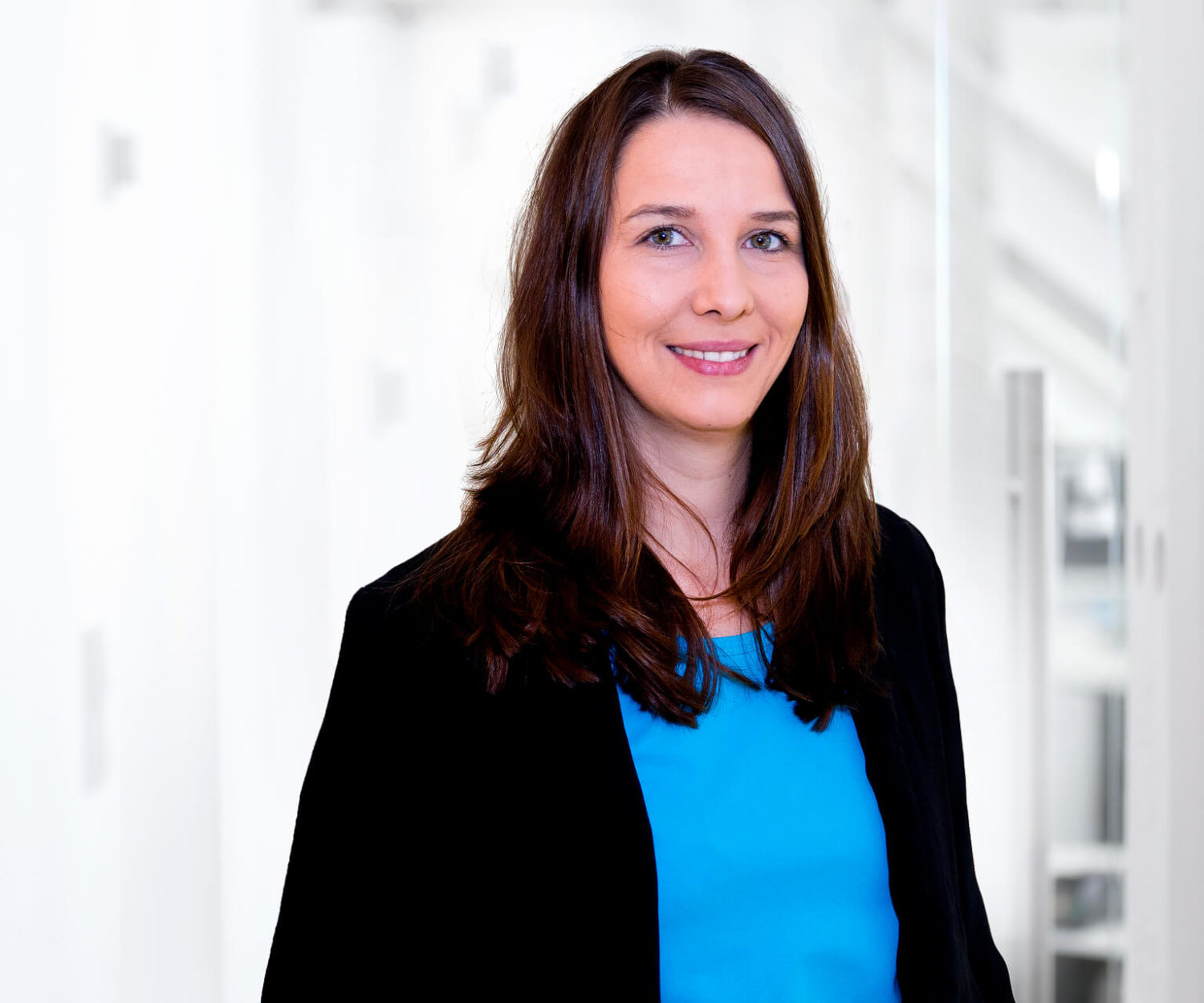 Nancy Alu - Verwaltung - Dr. Roland Horn - Private Zahnarztpraxis Konstanz