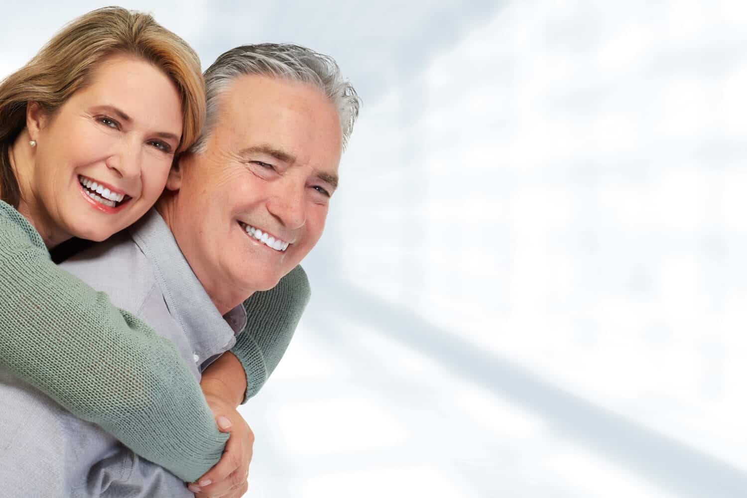 Feste Zähne im Schlaf und an einem Tag (All-on-4) - Private Zahnarztpraxis Konstanz